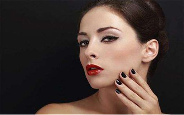 唇外翻癥狀？專家揭示治療方法