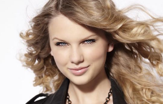 自制酸奶面膜的方法及其對(duì)皮膚的益處