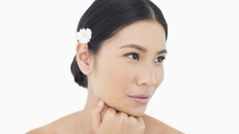 去除眼部脂肪粒的有效方法大揭秘！