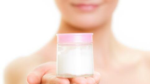 秋季消除眼袋的有效方法分享