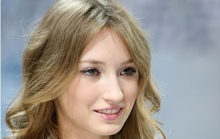 深圳龍華醫(yī)院皮膚科專家預(yù)約：收費親民，名醫(yī)推薦