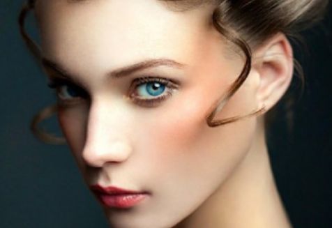 楊大平醫(yī)生：坐診醫(yī)院及隆胸手術(shù)價(jià)格一覽！