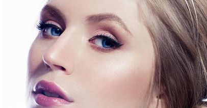 王佳琦豐盈雙眼皮風(fēng)格剖析，整形專家成功案例揭秘！