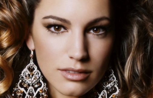 秋季控制脫發(fā)小妙招：控油護(hù)發(fā)減少洗頭