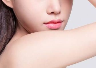 醫(yī)療大咖魯樹榮，探秘最新脂肪填充技術(shù)，隆胸操作成功案例揭秘！