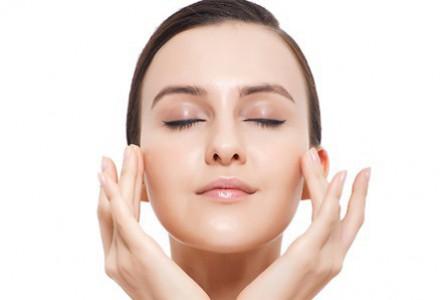 山東地區(qū)假體隆鼻醫(yī)院的綜合評(píng)價(jià)如何？你知道醫(yī)院的價(jià)目明細(xì)嗎？