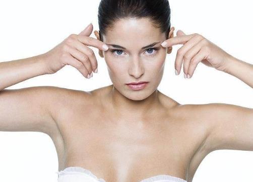 楊季濤的吸脂手術(shù)技術(shù)值得信賴嗎？楊季濤在吸脂方面的能力是否值得信賴？