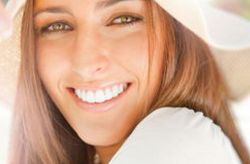 深圳專家揭秘：人民醫(yī)院種植牙費(fèi)用及醫(yī)生推薦，看完這個(gè)你就知道了！