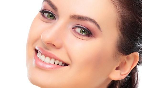 深圳悅她醫(yī)療美容的眼袋手術(shù)案例和價格詳解