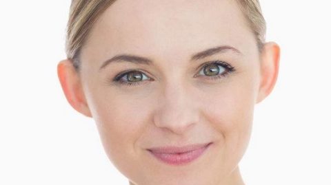 如何讓臀部變得性感翹起？是通過自體脂肪移植豐臀還是假體硅膠豐臀更好呢？