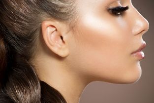 濟(jì)南諾德整形專家的技術(shù)值得信賴，走進(jìn)專業(yè)醫(yī)療機(jī)構(gòu)，告別皺紋和單眼皮