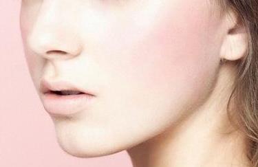 吉大一院整形美容科在哪個樓？