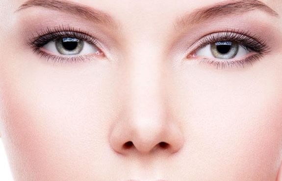 洪瑞雙眼皮微整的親身體驗(yàn)分享，醫(yī)師介紹揭秘，造就美麗雙眸的秘訣揭示