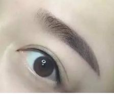 上海容妍整形醫(yī)院的院長(zhǎng)是哪位？認(rèn)識(shí)雙眼皮專家柴云醫(yī)生，一起了解他的經(jīng)歷和獨(dú)特案例