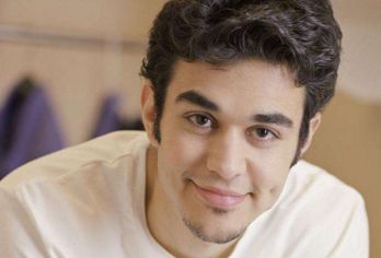 西安市眼科醫(yī)院排名前六的權(quán)威匯總！公私醫(yī)院價(jià)格表一覽，康菲特、第一醫(yī)院等醫(yī)療中心推薦