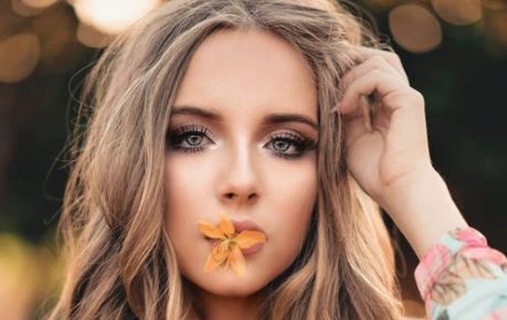 韓真真整容前后形象對(duì)比，驚人轉(zhuǎn)變！