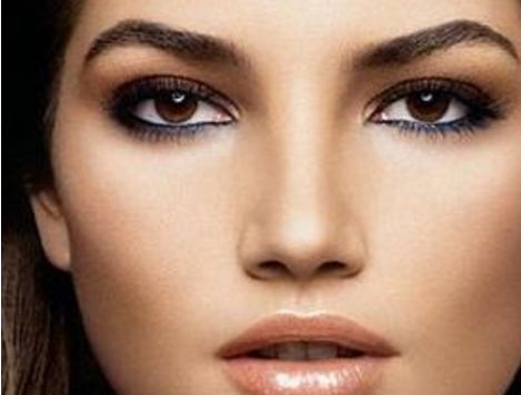 陳東與王佩華：哪位醫(yī)生更受歡迎？從醫(yī)學專業(yè)能力和專家評價來看