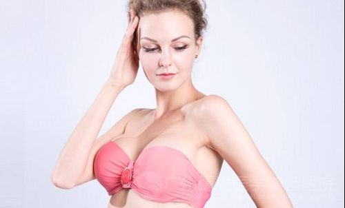 長(zhǎng)沙哪家醫(yī)院修復(fù)雙眼皮好呢