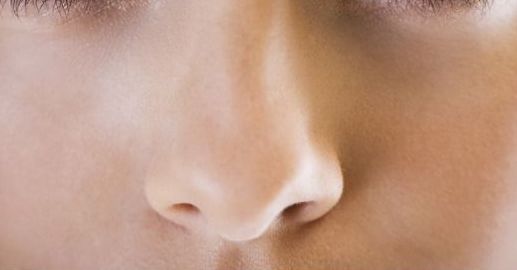 2023年鄭州熱門！爭奪第一位的割雙眼皮專家，華領(lǐng)張昕霞、天后郭曉光及其他三位醫(yī)生引人注目！