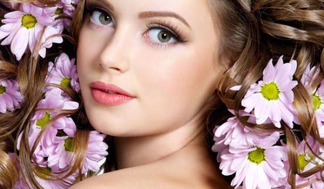 【特邀名醫(yī)】成都醫(yī)美專家鄧東偉：蜻蜓點(diǎn)水般的鼻繡藝術(shù)，展現(xiàn)獨(dú)特魅力