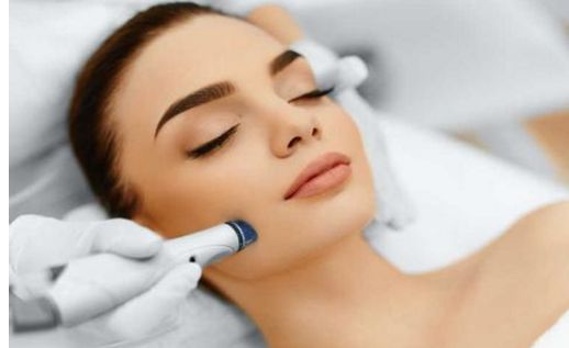 中國醫(yī)大一院鞍山醫(yī)院皮膚科名醫(yī)盛名，患者追捧！