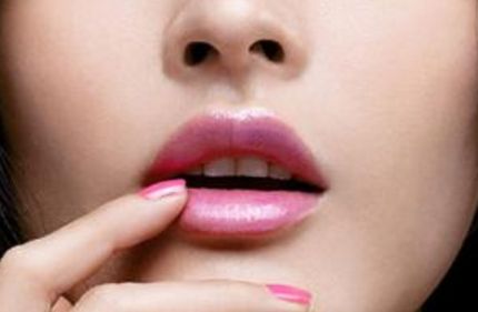 蘭州大學二院皮膚科提供多樣化的醫(yī)療項目，深受患者信賴！