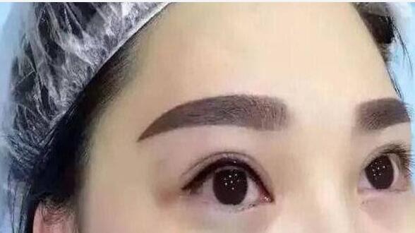 深圳港龍醫(yī)院的醫(yī)生口碑如何？醫(yī)生的技術(shù)水平如何評價？