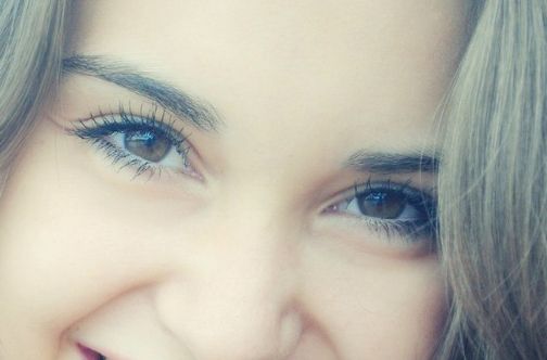 協(xié)和醫(yī)院醫(yī)生黃久佐教授依靠豐富經(jīng)驗(yàn)打造完美面部：玻尿酸注射效果及實(shí)例揭秘！