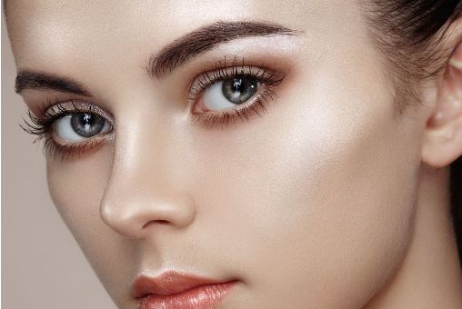 北京隆鼻專家解析：年度驚喜！熱血醫(yī)生臺上站，大家瘋狂熱捧！人氣新星舞臺盤點(diǎn)！