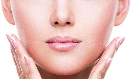 2023年鄭州備受矚目的鼻整形權(quán)威！鄭大二附院李鋼大放異彩！