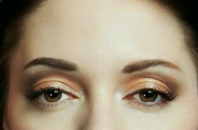 重慶雙眼皮手術(shù)那個(gè)醫(yī)生更勝一籌？對(duì)比專(zhuān)家們的審美意見(jiàn)。