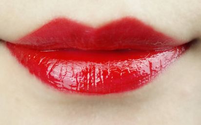 南京的施爾美整形醫(yī)院，讓孫欣恢復(fù)明亮清澈的雙眸