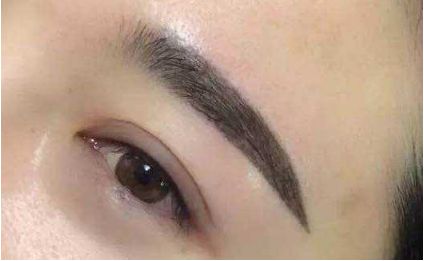 石家莊哪里專業(yè)可靠的硅膠隆鼻醫(yī)院值得考慮？