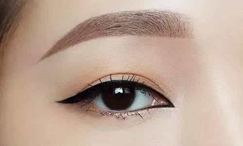 深圳哪家醫(yī)生做雙眼皮效果好，推薦曹思佳、徐在敦、朱春艷等專業(yè)醫(yī)生！