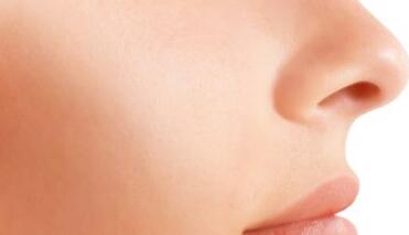 北京柏麗醫(yī)療美容鼻子整形需要花費多少錢？李勁良院長介紹及價格收費明細(xì)是怎樣的呢？