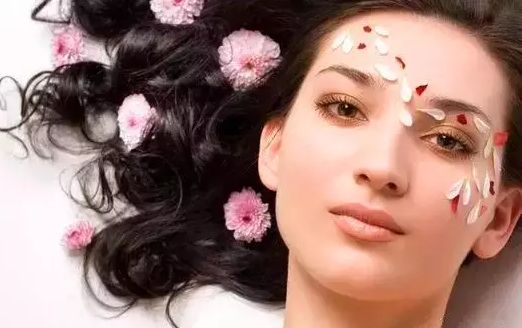 武漢專業(yè)整容醫(yī)生分享?xiàng)罱茈p眼皮經(jīng)歷，案例及費(fèi)用！