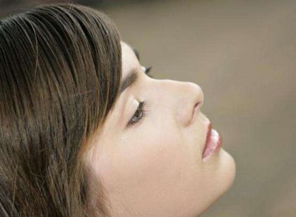 自體脂肪填充手術(shù)專家?guī)泐I(lǐng)略鄭州醫(yī)療服務(wù)的獨特魅力！