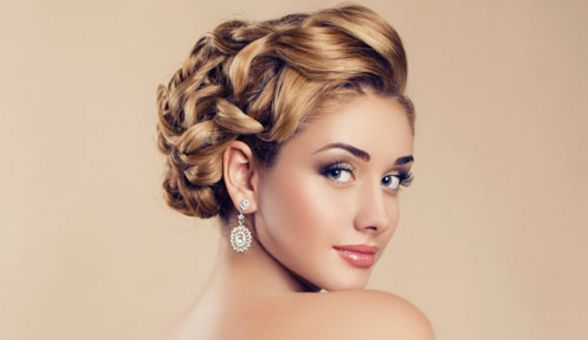 鄭州頂級整形專家團隊，為您排行榜前十名的醫(yī)生解讀