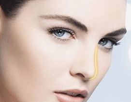 北京著名眼科專家張海明醫(yī)生雙眼皮修復(fù)新奇療法揭秘