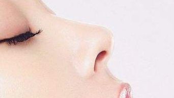 昆明豐胸吸脂整形?？漆t(yī)院排行榜，絕佳技術(shù)受贊美！至美審美始終陪伴，介紹醫(yī)院細(xì)膩資訊。