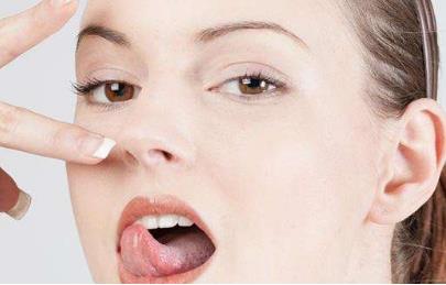 北京華悅府醫(yī)療美容診所的醫(yī)生資料完備嗎？了解他們的專業(yè)背景如何？