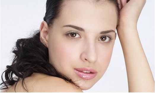 草根妙招！輕松消除黃褐斑，告別暗沉肌膚！