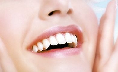 上海柴云專業(yè)雙眼皮整形技術(shù)，了解全切手術(shù)費(fèi)用