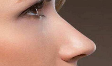 北京市急需一個專業(yè)排名前三的吸脂醫(yī)生：伊光、王歡、郭偉等實力相近！