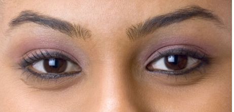 南京美貝爾：黃名斗教授分享獨(dú)特眼部治療方法，數(shù)十位受益患者案例曝光