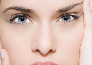 北京市豐胸隆胸醫(yī)院綜合排名前五，醫(yī)網評價爭相看好的高性價比診所