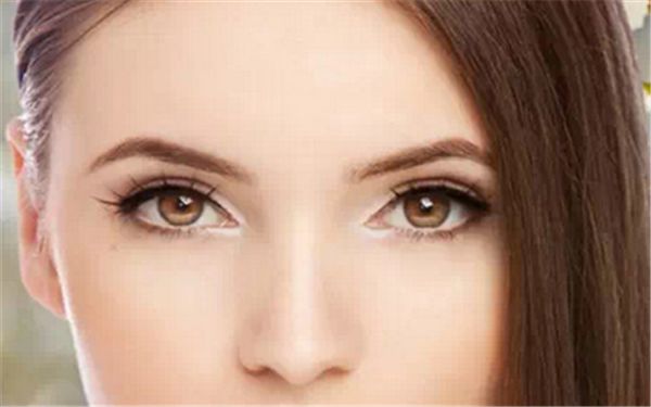 北京著名雙眼皮修復(fù)專家榜單：八大處專家團隊實力盤點！明細(xì)費用曝光迅速！