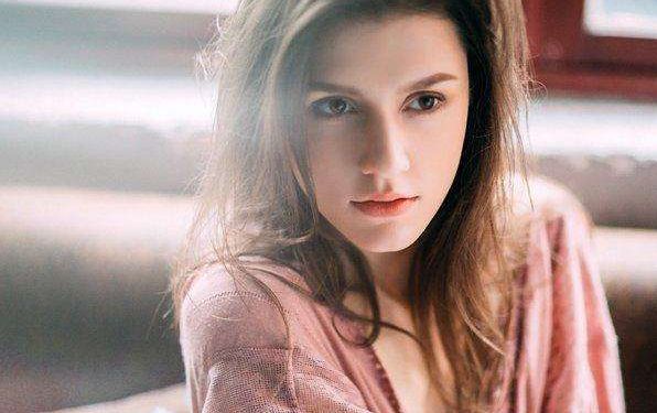 重慶最佳醫(yī)院：割雙眼皮公立vs私立，選擇哪家？