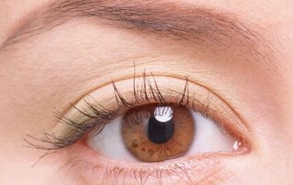 安徽省立醫(yī)院整形外科是不是選擇褚燕軍醫(yī)生靠譜？他擅長(zhǎng)哪些項(xiàng)目？可以通過(guò)電話查詢嗎？