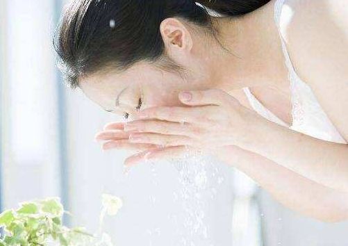 四醫(yī)大整形科易成剛醫(yī)生的專業(yè)領域分析及技術優(yōu)勢